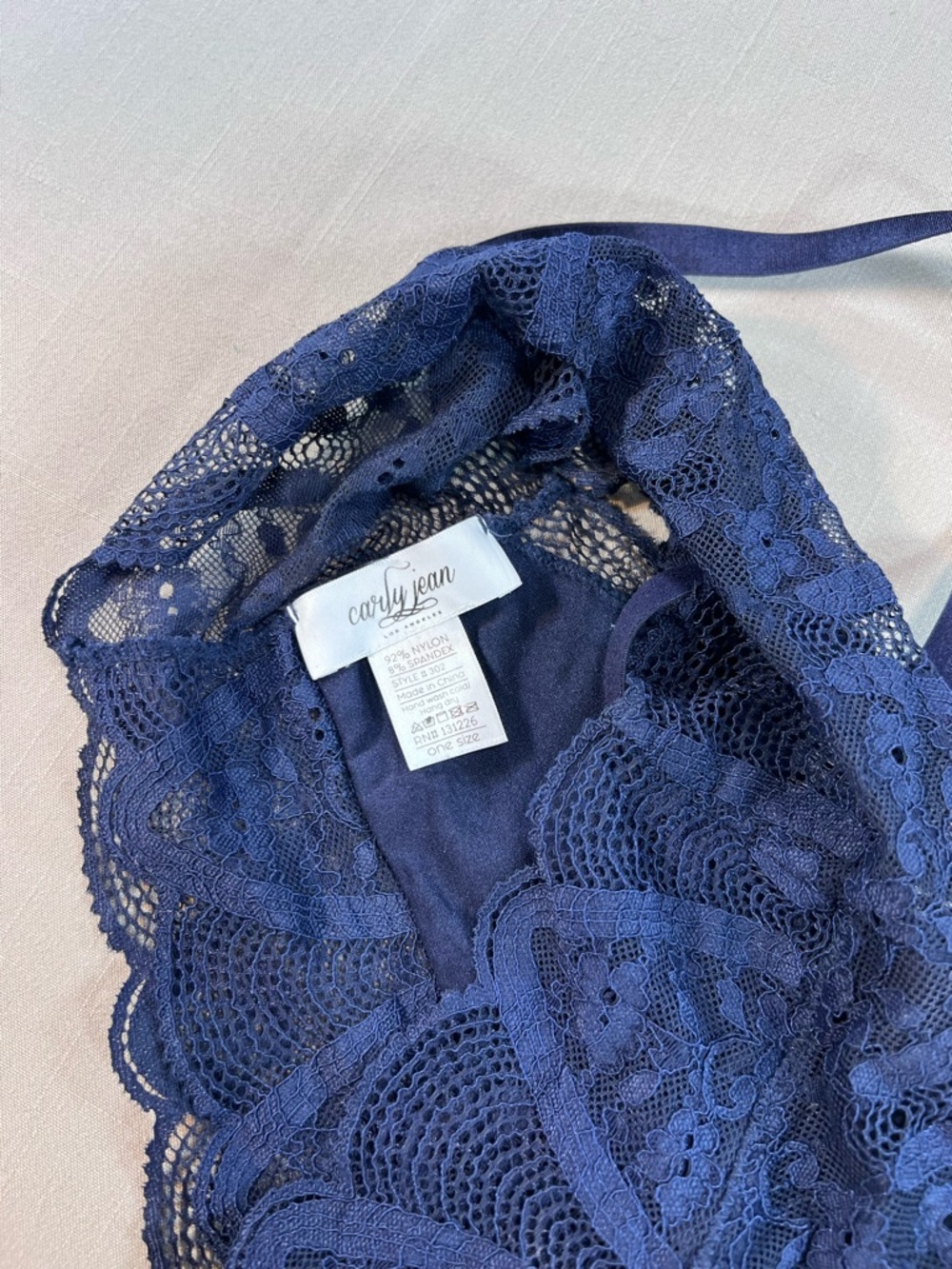 Carly Jean Los Angeles Sydney Lace Cami Bralette One Size Navy Blue Floral Lace - Picture 3 of 7
